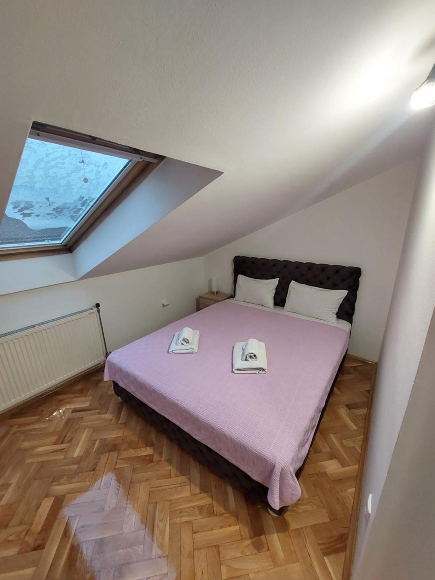 Apartmani Jasmin Нови-Сад Экстерьер фото