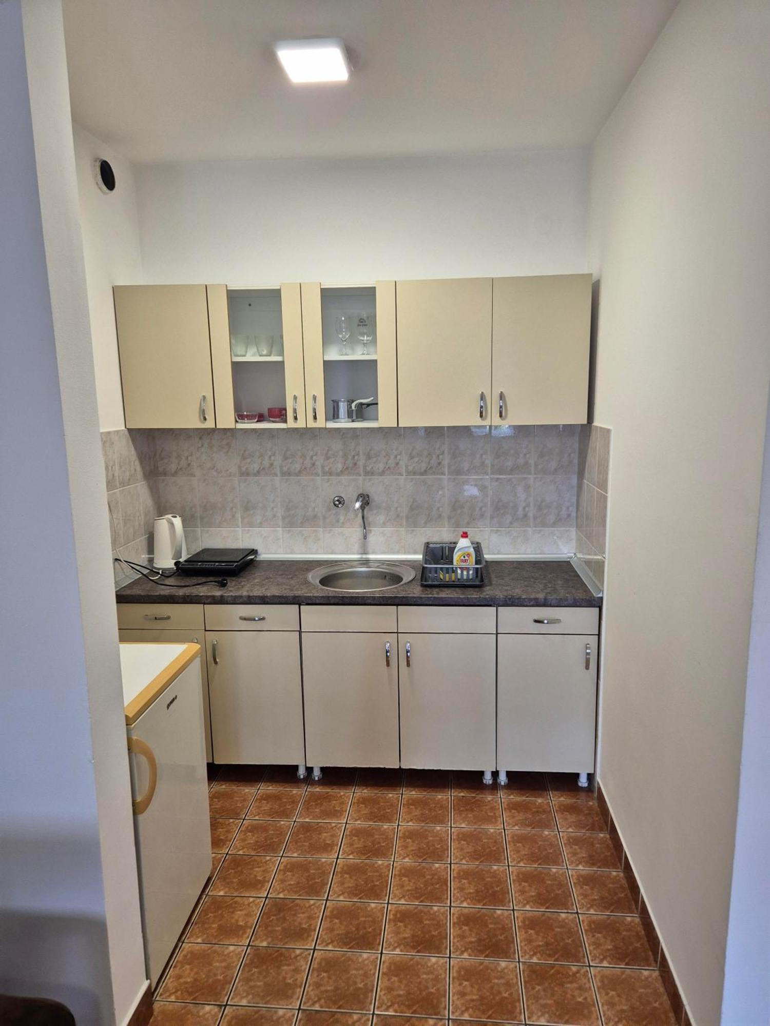 Apartmani Jasmin Нови-Сад Экстерьер фото